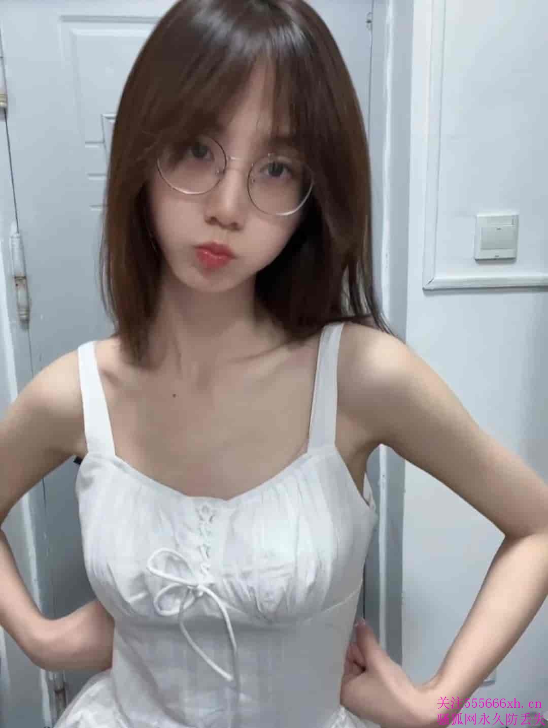 Screenshot_20260504-164240.与你 开群号1_edit_50199670795796.jpg