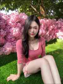 妩媚性感美女诗诗